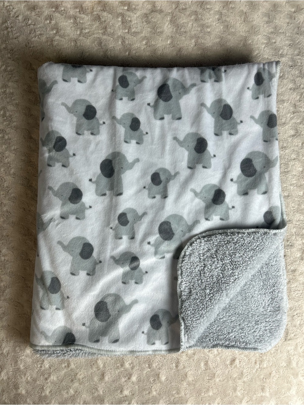 Wendy Bellissimo Gray White Elephant Print Baby Blanket Reversible Sherpa Lovey